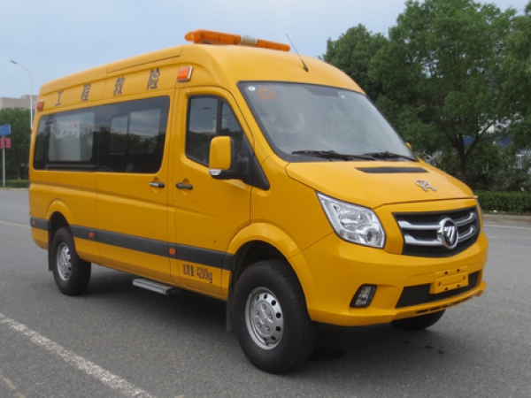 福田越野四驅(qū)圖雅諾救險(xiǎn)車(chē)(10-13座)